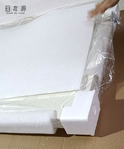 谈球吧体育官网入口厂家 PPH水性漆木门