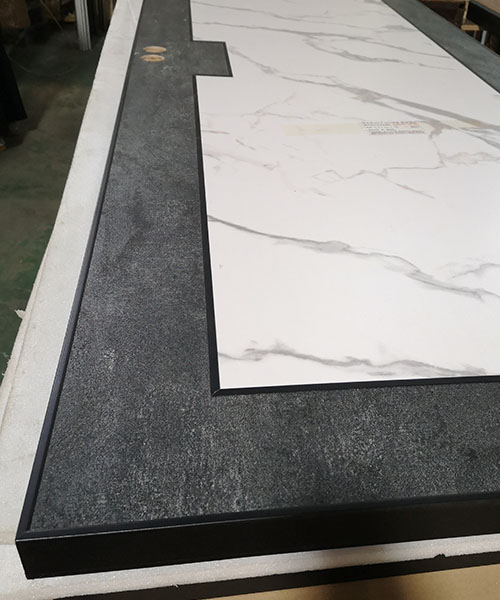 ��̬�ų���ֱ�����Ἣխƽ����������ľ��